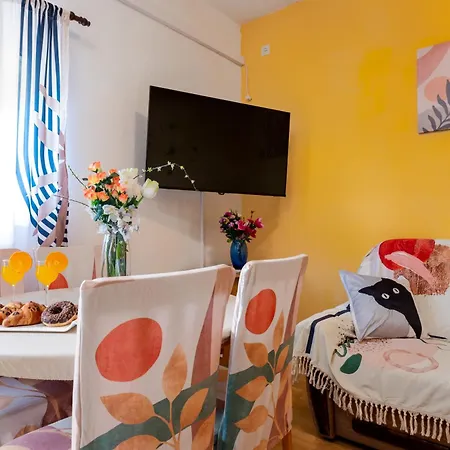Kuca Za Odmor Avis Apartmán *