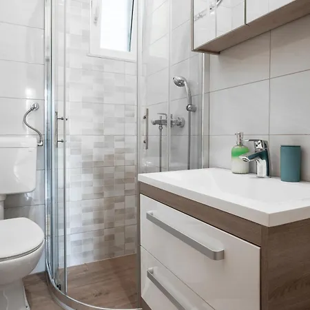 Kuca Za Odmor Avis Makarska Apartment *