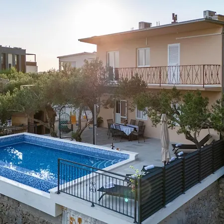 Kuca Za Odmor Avis Makarska Apartment *