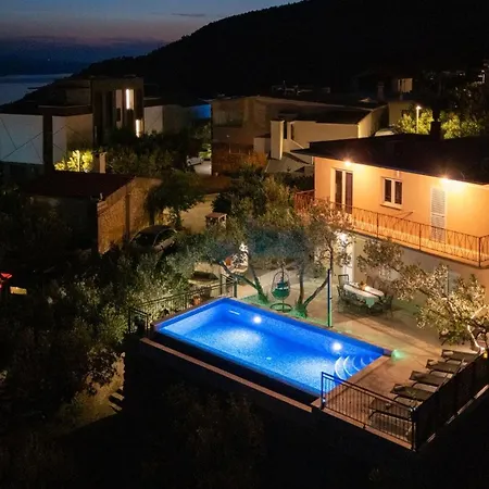 Apartment Kuca Za Odmor Avis Makarska *