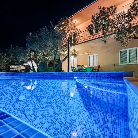 Apartment Kuca Za Odmor Avis Makarska *